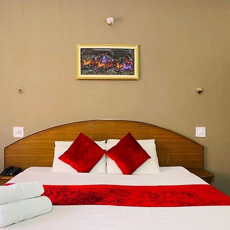 "Tara Homes" With Open Rooftop Terrace Shimla Eksteriør bilde