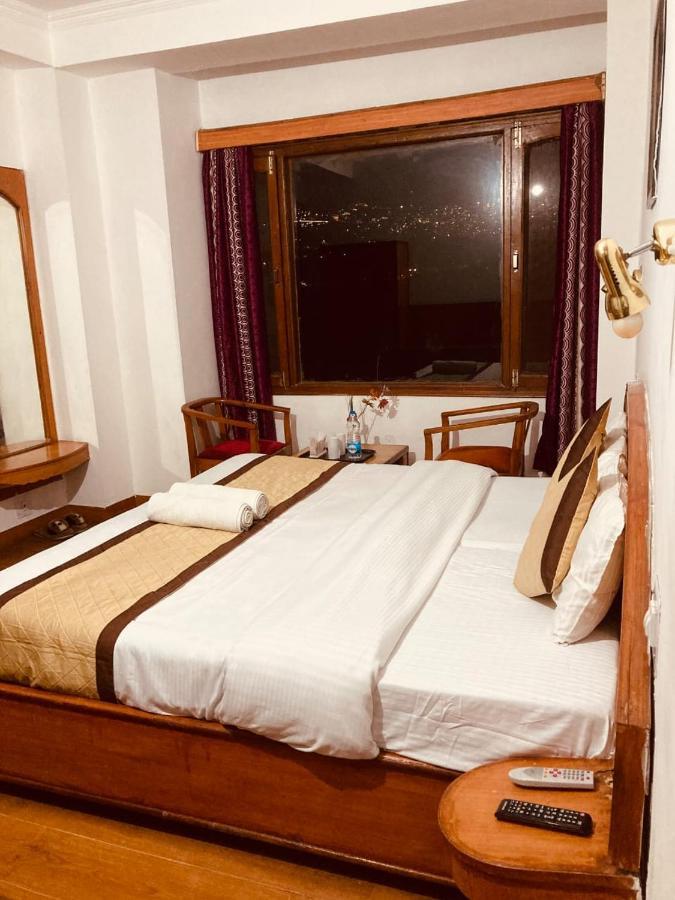 "Tara Homes" With Open Rooftop Terrace Shimla Eksteriør bilde