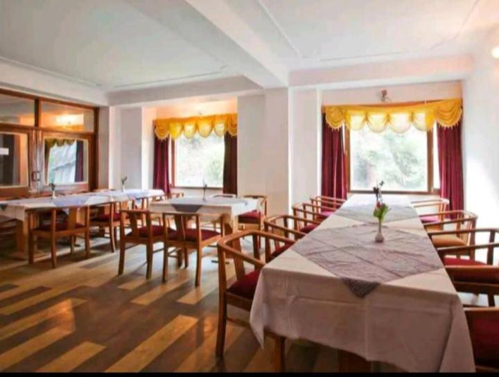 "Tara Homes" With Open Rooftop Terrace Shimla Eksteriør bilde